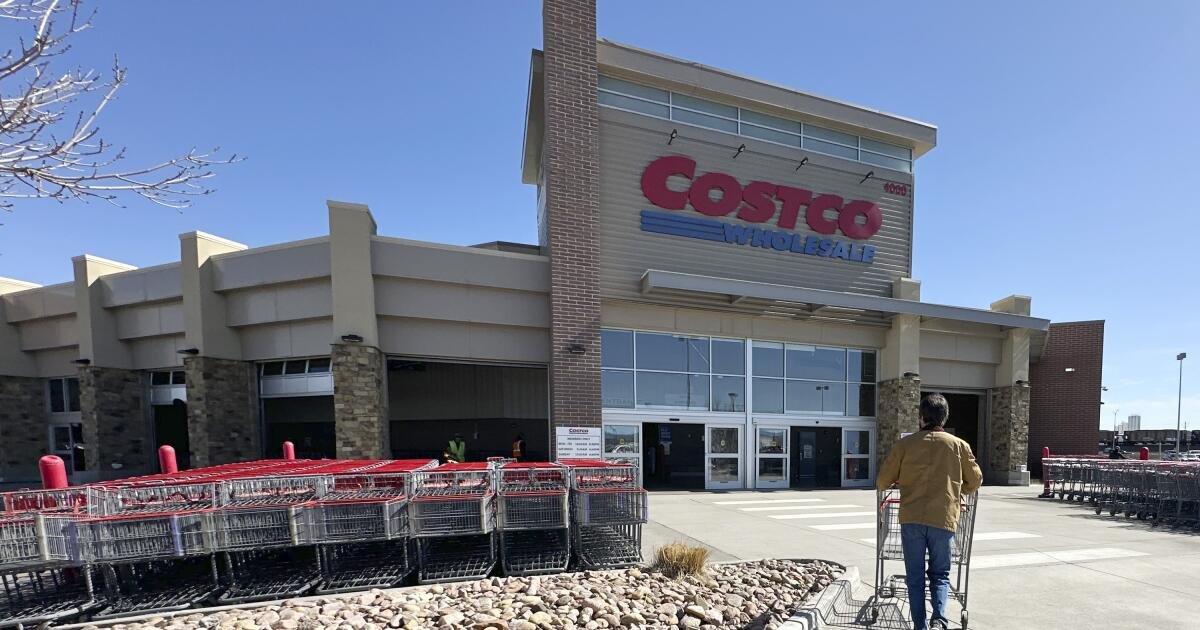 Lululemon presenta la demanda contra Costco, la compañía de reclamos está vendiendo 'engaños' de algunos de sus productos