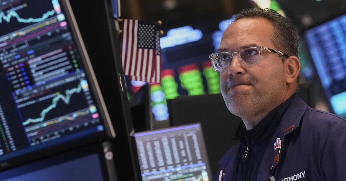Las acciones establecen otro récord y produce salto en las señales que la economía de los Estados Unidos es sólida