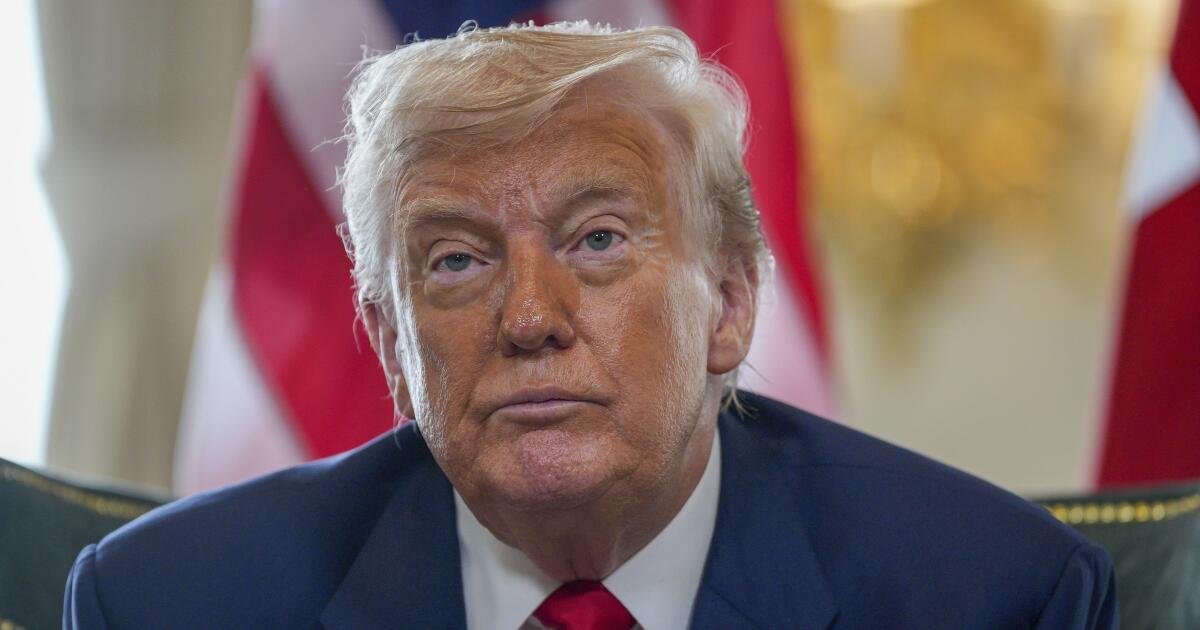 Trump dice que terminó la amistad con Epstein porque ‘robó personas que trabajaban para mí’
