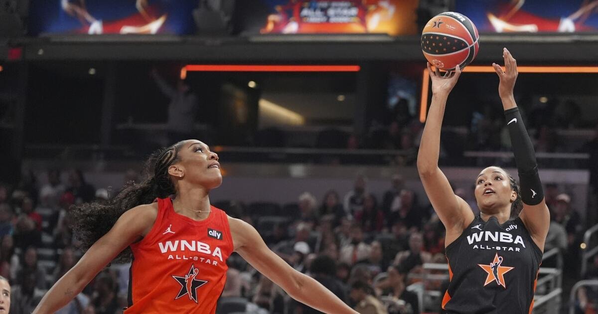 Napheaesa Collier rompe el récord de puntuación del Juego de Estrellas de la WNBA en la victoria sobre el equipo Clark