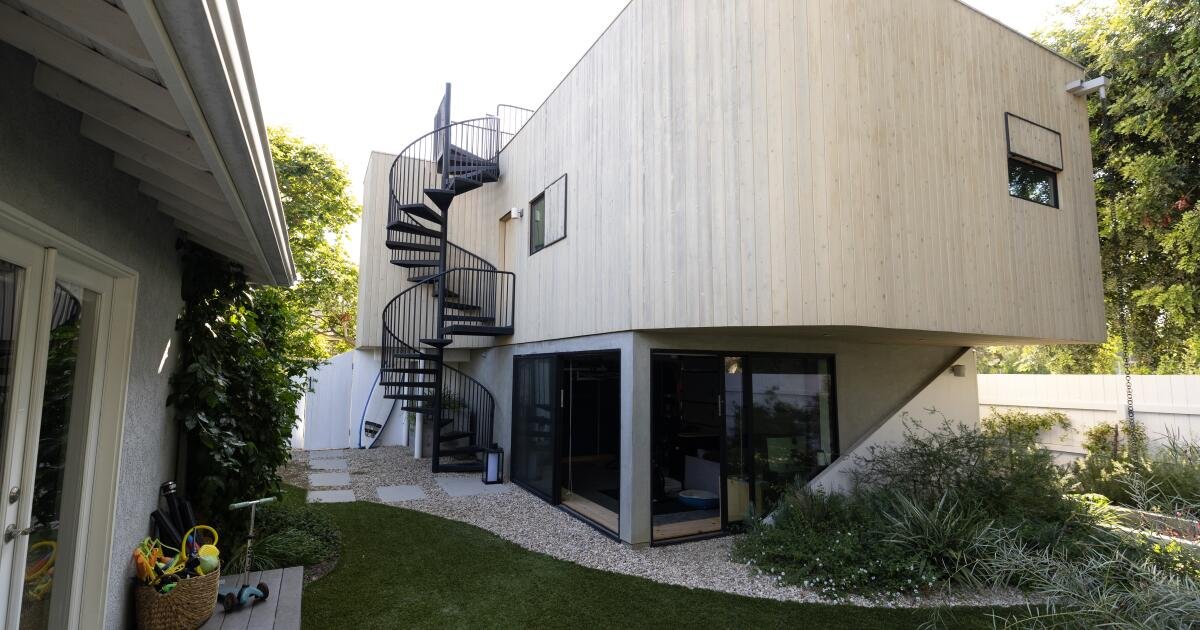 $ 450,000 ADU en Venecia ofrece terraza, oficina y las comodidades de una casa más grande