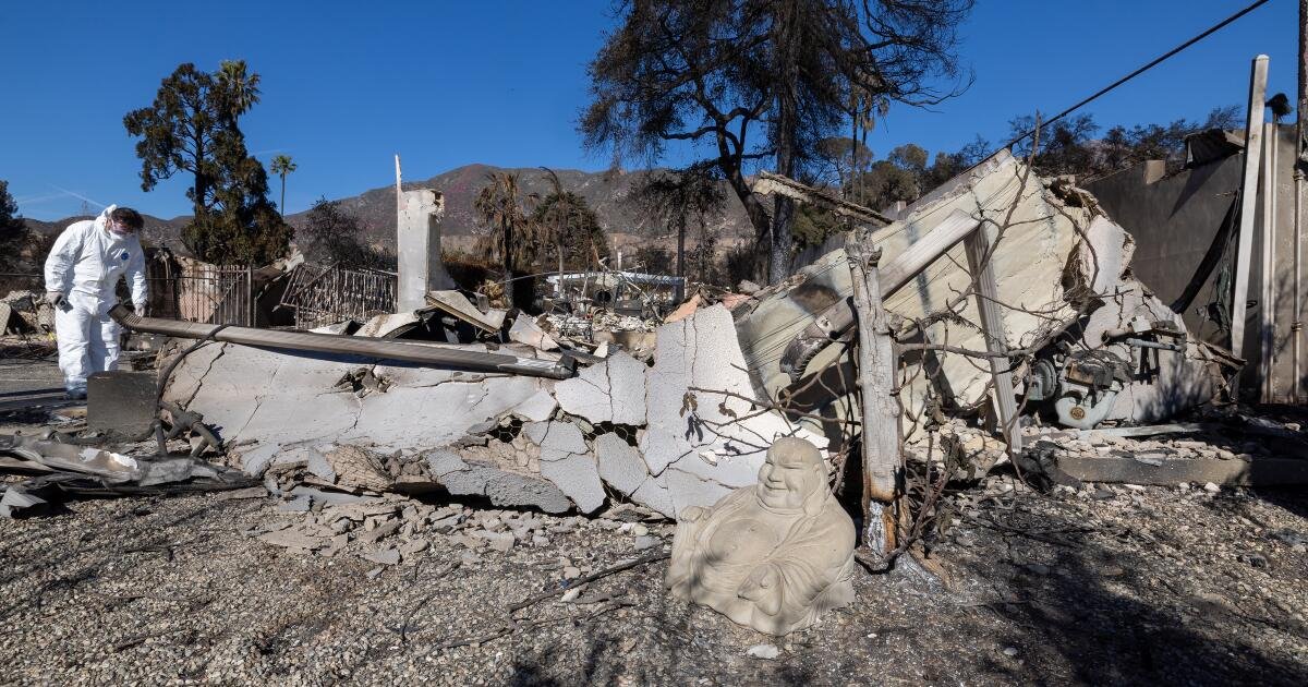 Las víctimas de incendios forestales en el limbo mientras la pelea con las aseguradoras golpea otro inconveniente