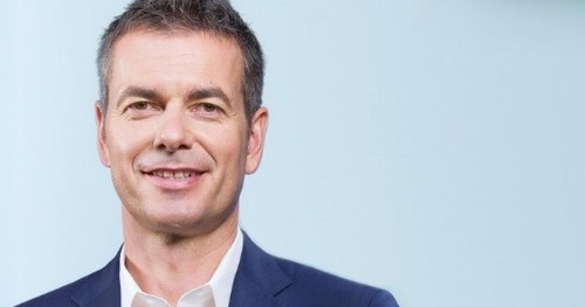 Warner Music Group anuncia $ 170 millones en despidos como parte del plan de reestructuración más grande
