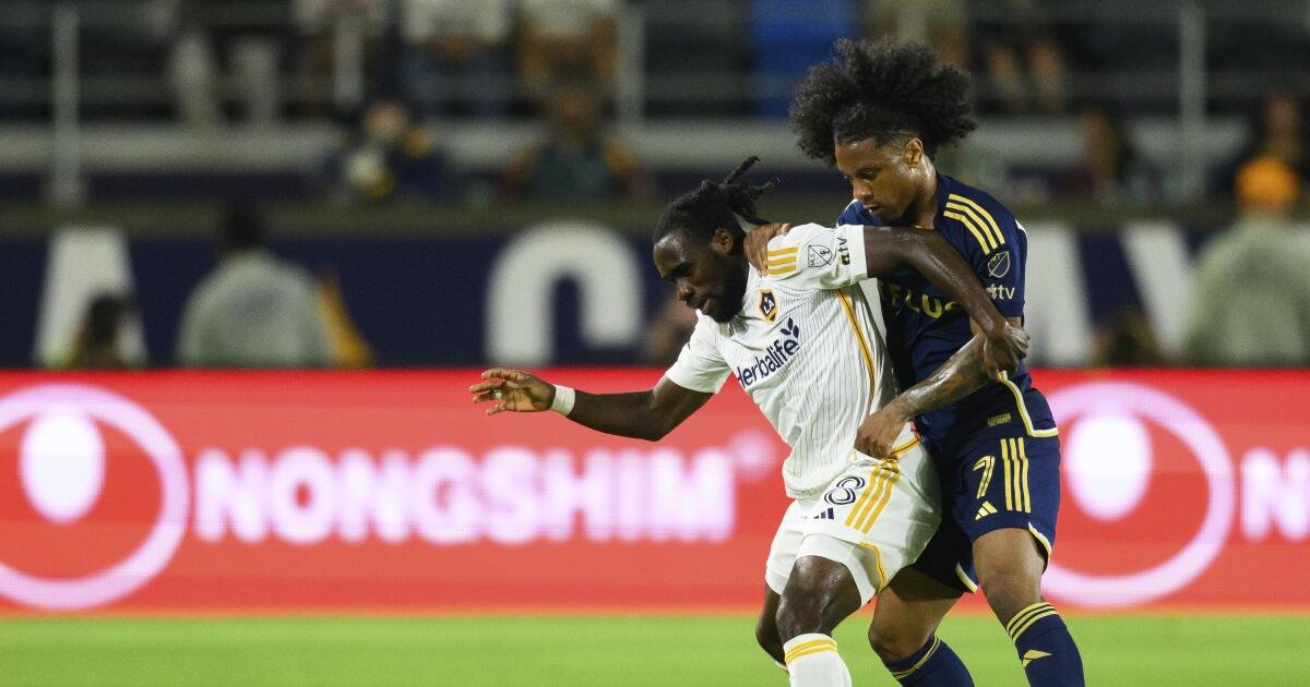 Joseph Paintsil anota dos veces cuando Galaxy gana rara victoria sobre Whitecaps