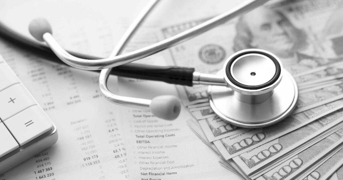 Los votantes de Trump querían el alivio de los proyectos de ley médicos. Para millones, las facturas están a punto de crecer