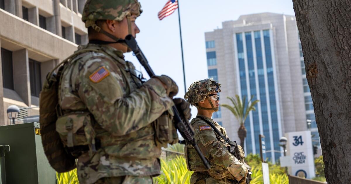 ‘Making America Militarized Again’: el uso del ejército en los Estados Unidos erosiona la democracia, dicen los defensores veteranos