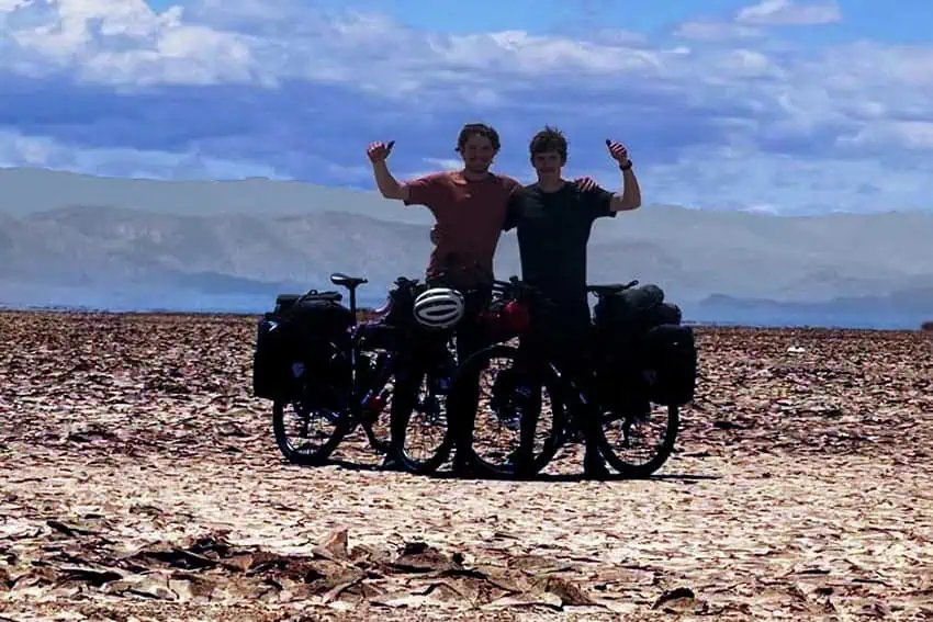 Cómo dos niños irlandeses asumieron una aventura de ciclismo mexicano, y lo que encontraron cuando llegaron aquí