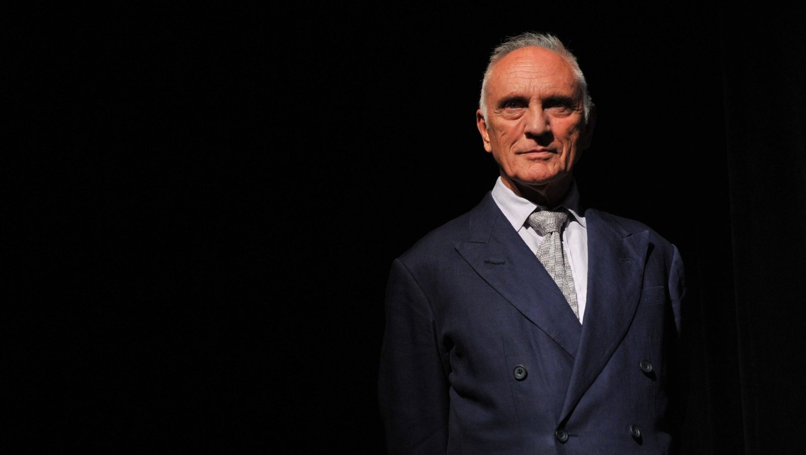 Terence Stamp Net Worth 2025: ¿Cuánto dinero ganó el actor de ‘Priscilla’ tardío?