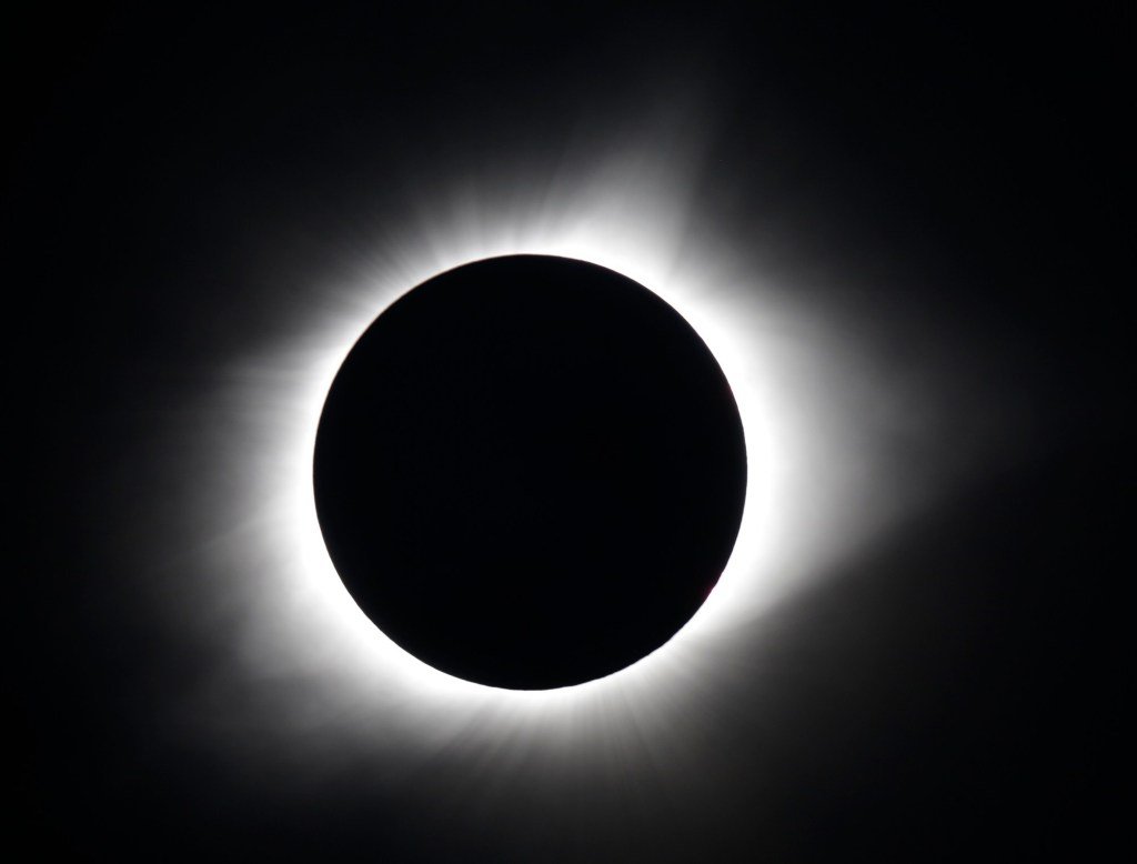 Hoy en Historia: 21 de agosto, Total Solar Eclipse cautiva América