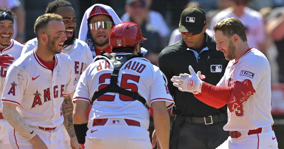El jonrón de Ward-Off de Taylor Ward completa la victoria de regreso de Angels sobre los Medias Blancas