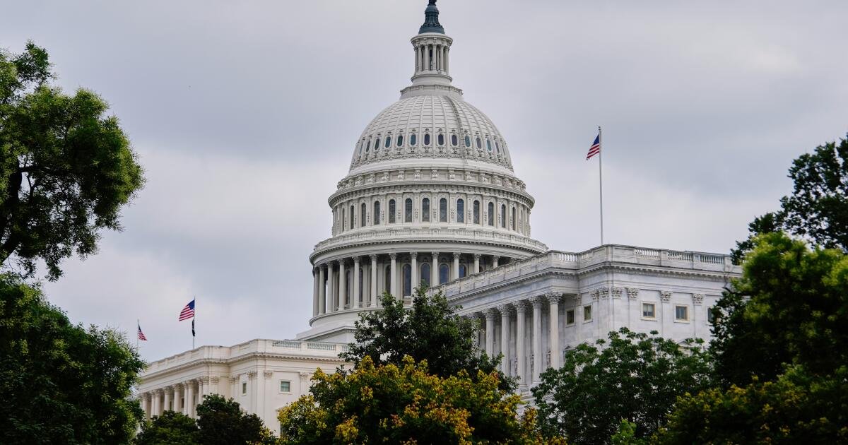 El receso de agosto no puede ocultar las tensiones por delante para el Congreso sobre el gasto y las nominaciones de Trump