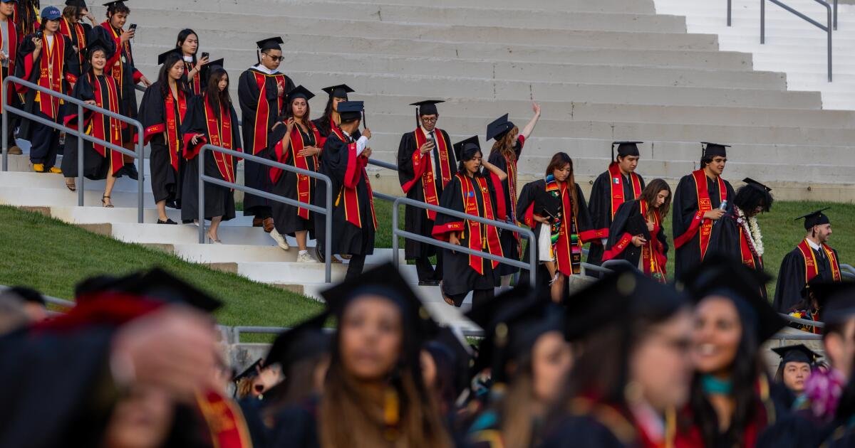 Qué saber si corre el riesgo de que sus salarios adornen con la deuda de préstamos estudiantiles