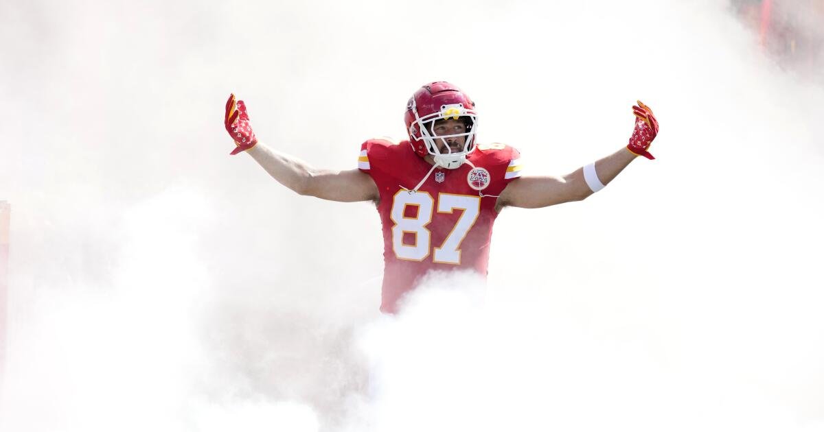 Ventas de Jersey de Travis Kelce Vea una espiga masiva después del anuncio de compromiso de Taylor Swift
