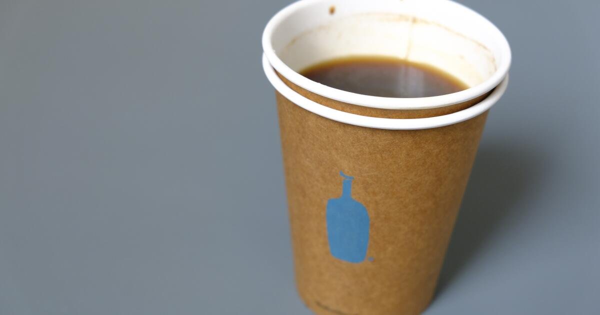 Los trabajadores del café de la botella azul en las tiendas de cuatro california votan para unirse a la Unión