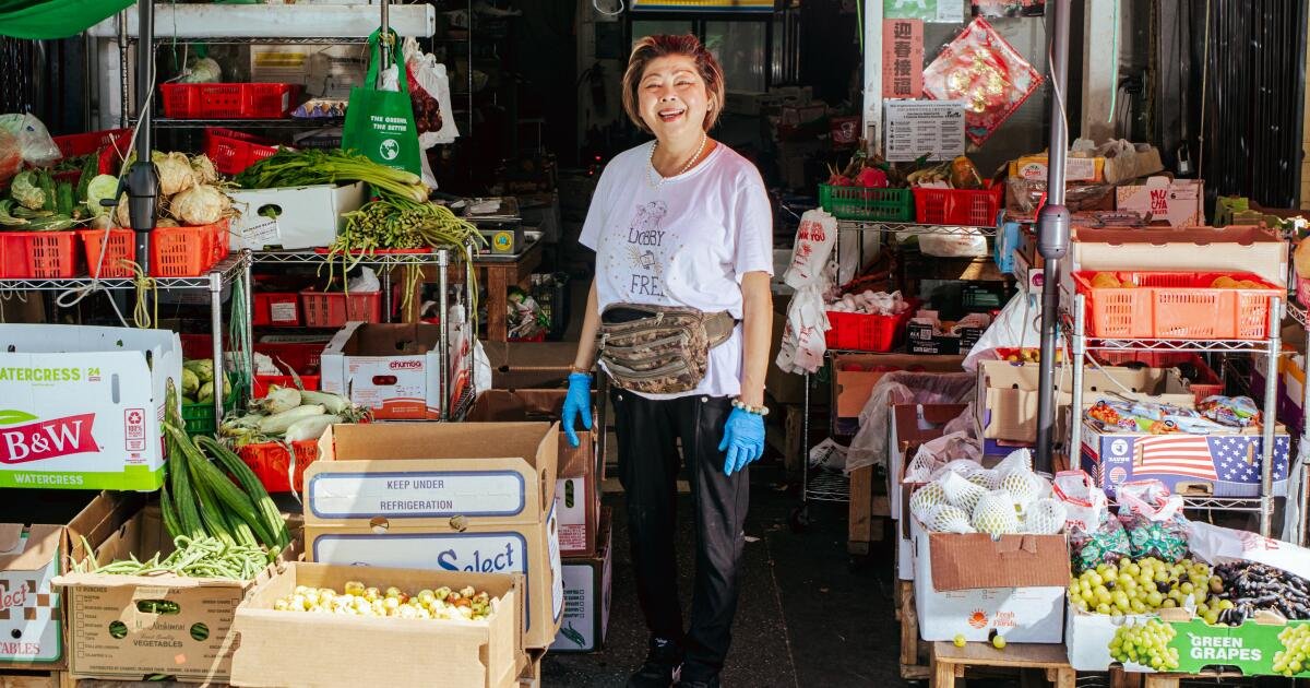 Un mercado de Chinatown de la vieja escuela intentó aguantar. Asaltos, redadas, gentrificación demostró demasiado