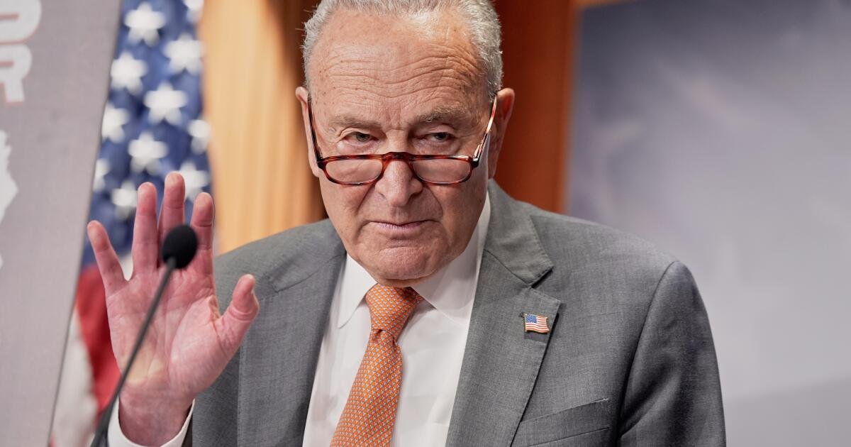 El Senado se dirige a casa sin confirmaciones de trato para acelerar como Irate Trump le dice a Schumer que ‘vaya al infierno’