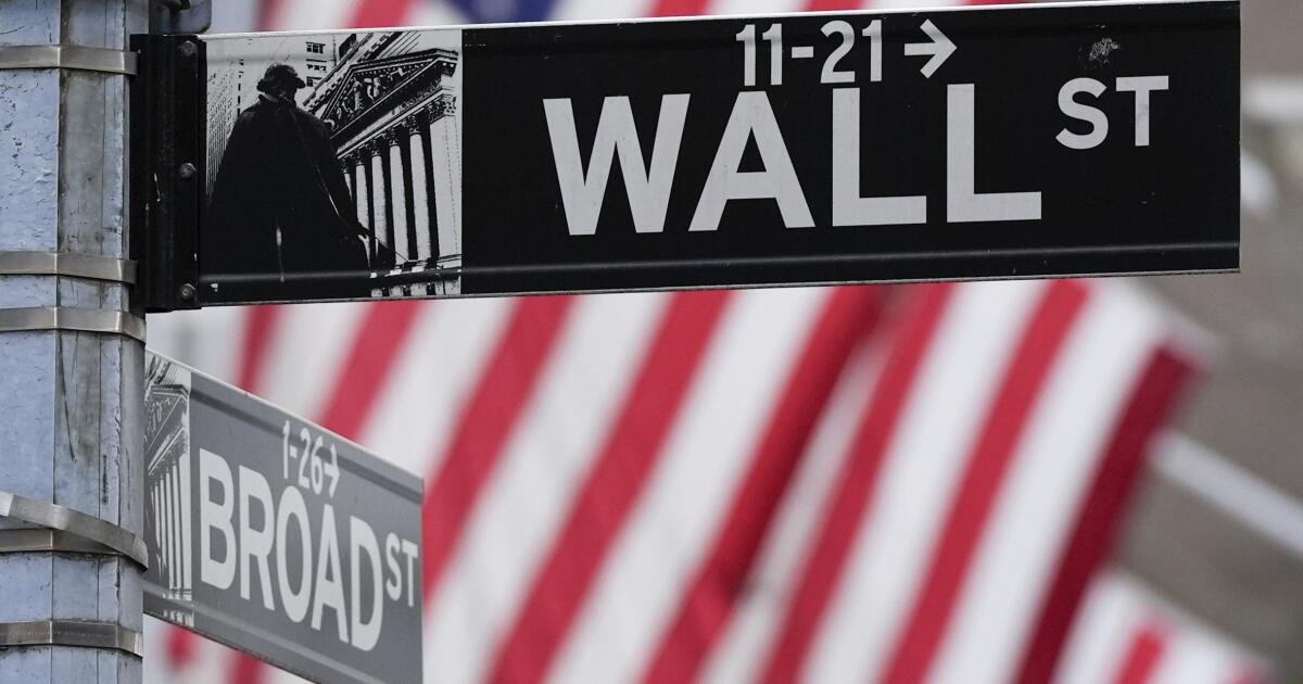 Wall Street Coasts hasta el final de su última semana de establecimiento de récords