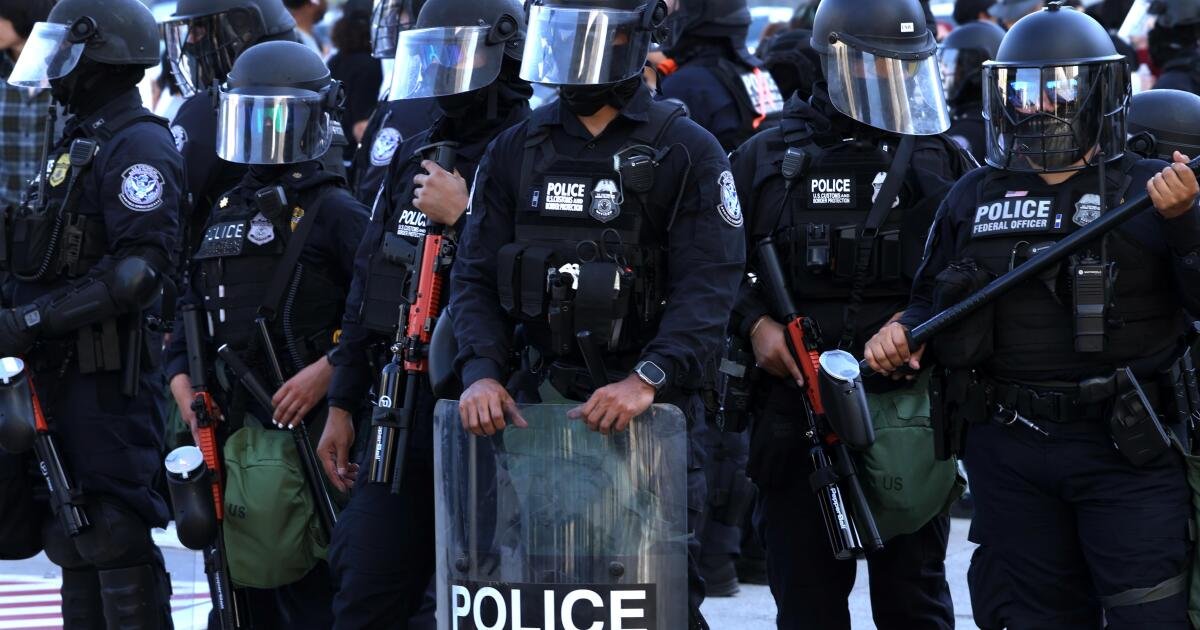 El proyecto de ley de secreto de la policía protegería a los oficiales encubiertos de California en casos de mala conducta