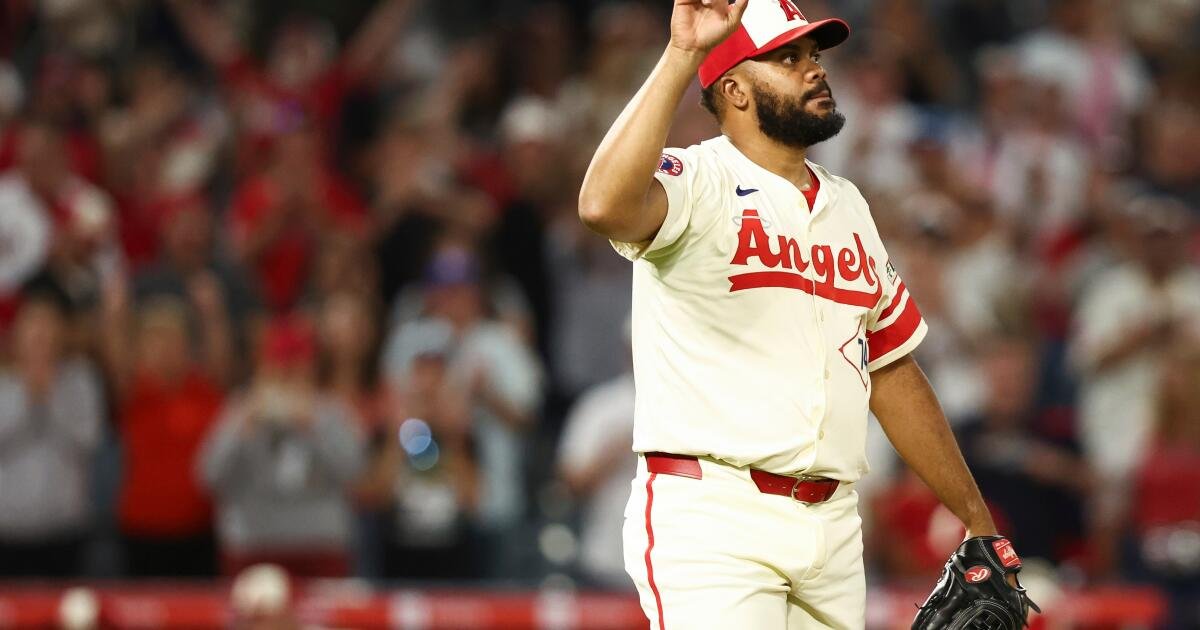 Kenley Jansen obtiene el 475º salvado cuando los Angelinos derrotan a los Reales