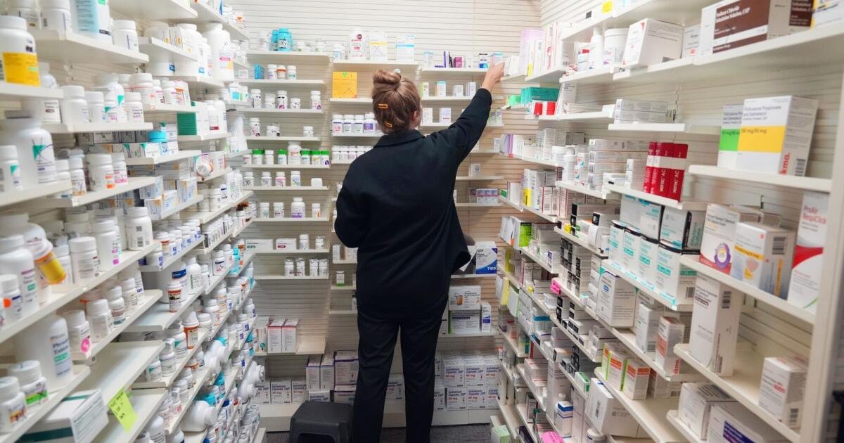 Por qué los pacientes de California pronto podrían enfrentar precios de drogas más altos bajo el plan de tarifa de Trump