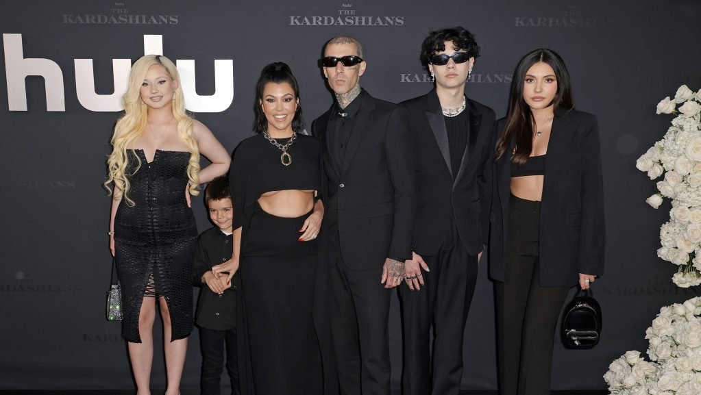Los hijos de Kourtney Kardashian y Travis Barker: fotos de la pareja y su familia mezclada