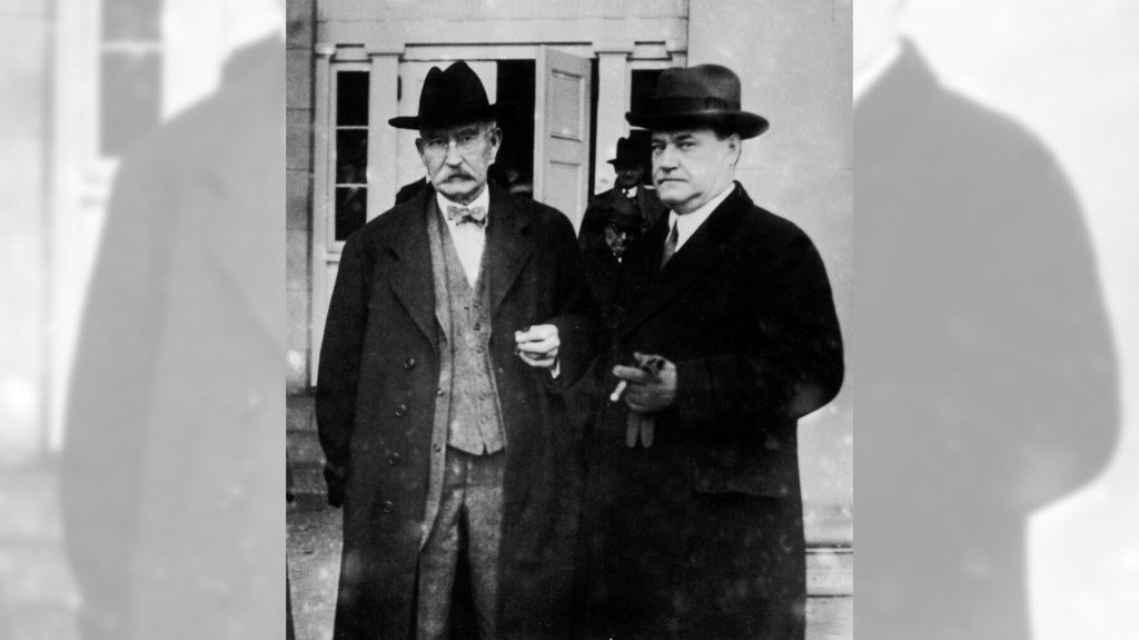 Hoy en la historia: 25 de octubre, condena por el escándalo del Teapot Dome