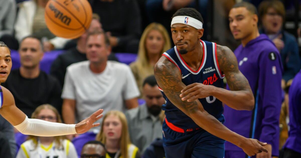 Los Clippers son derrotados por el Jazz en un decepcionante inicio de temporada