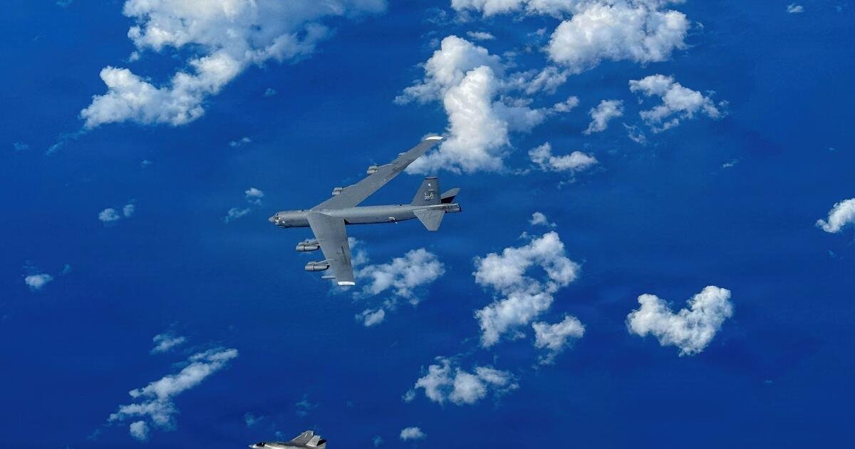Una mirada a la fuerza inusualmente grande del ejército estadounidense en el Mar Caribe