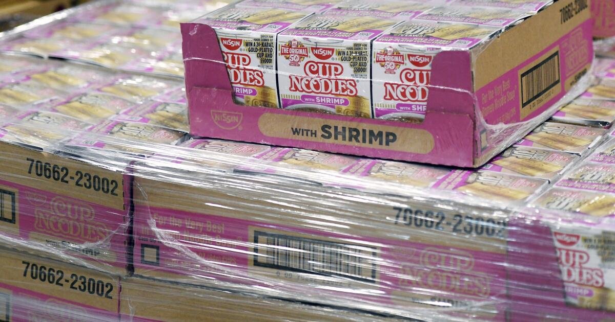 Por qué el titán del ramen instantáneo de Japón está probando un nuevo tipo de fideos en Los Ángeles