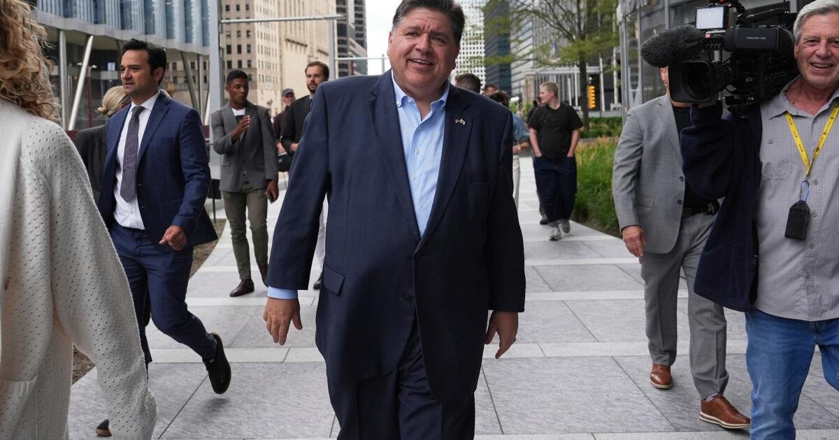 El multimillonario gobernador de Illinois, Pritzker, gana un bote de blackjack de 1,4 millones de dólares en Las Vegas