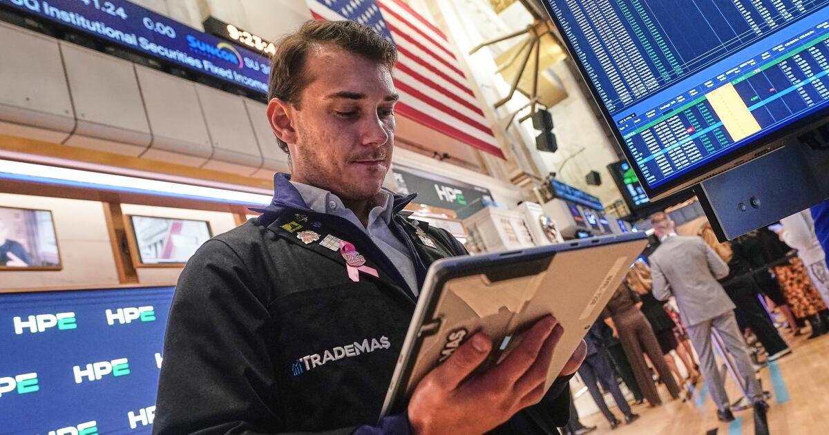 Las acciones caen por las preocupaciones sobre los bancos