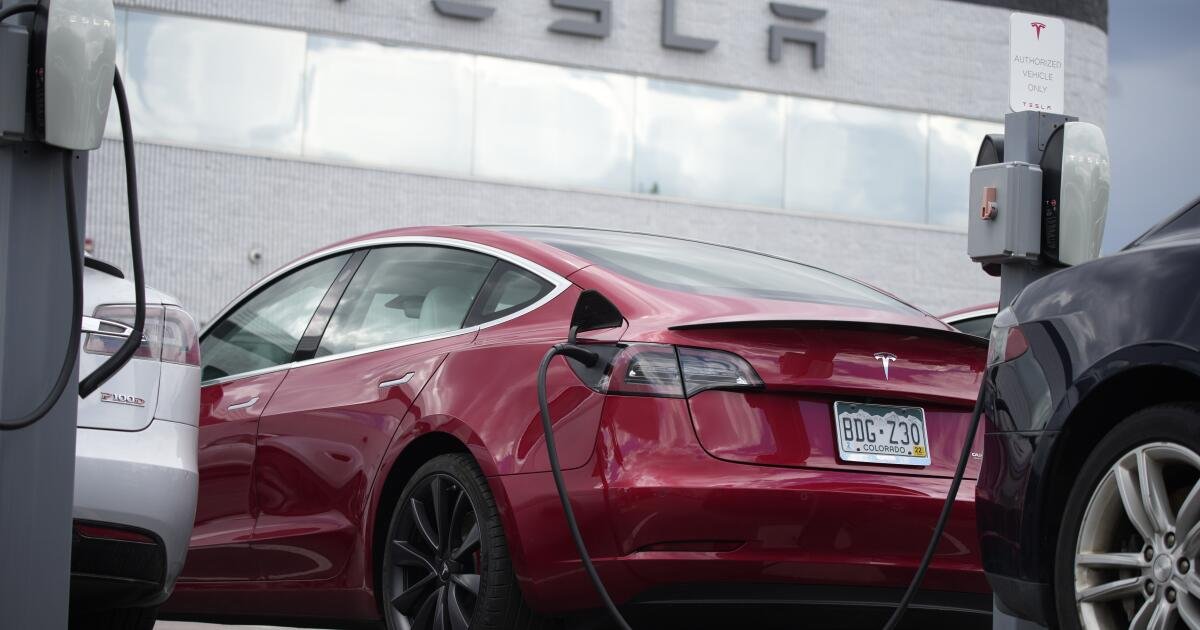 ¿Por qué los descuentos de Tesla decepcionaron a consumidores e inversores?