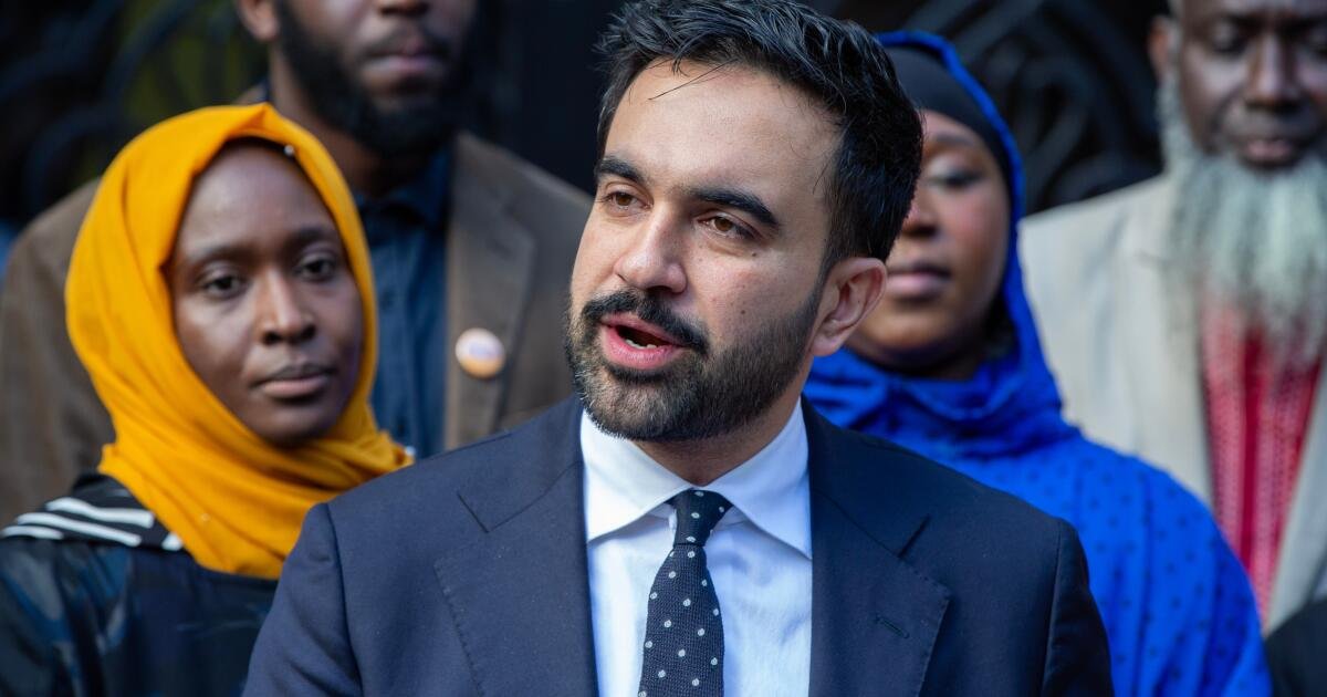 En un emotivo discurso, Zohran Mamdani defiende la identidad musulmana frente a ataques «racistas e infundados»
