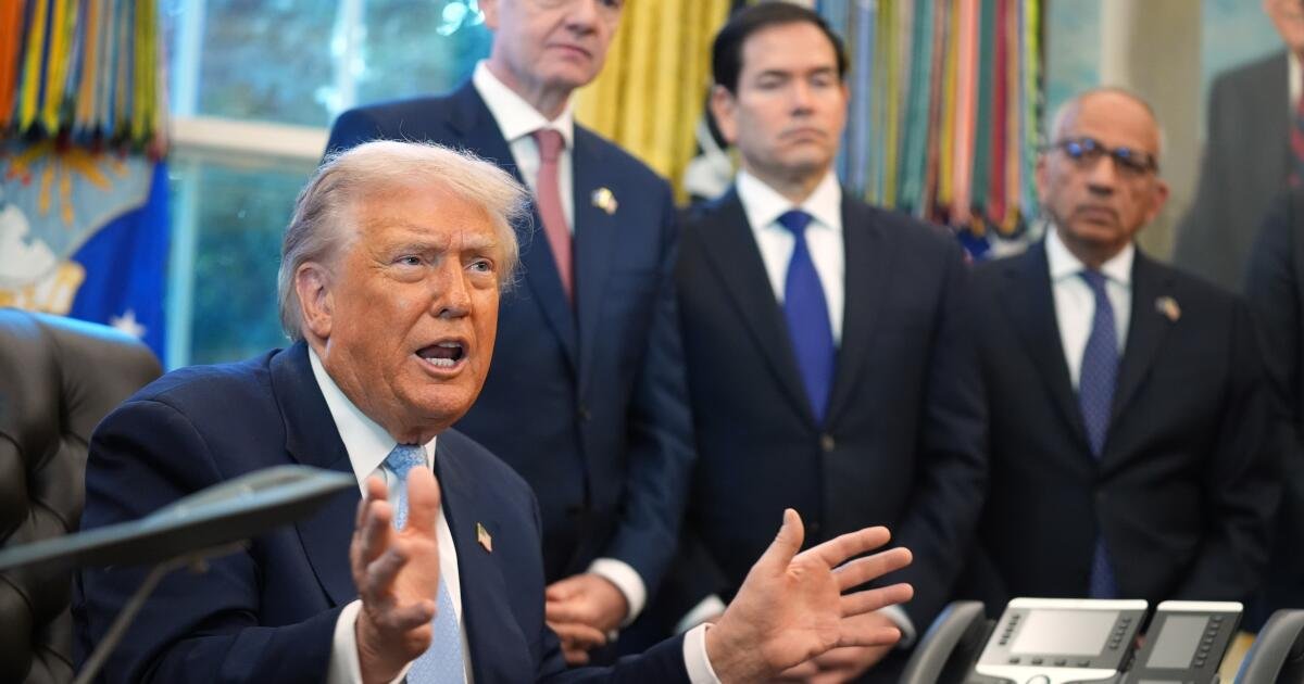 ¿Podría Trump destruir los archivos de Epstein?