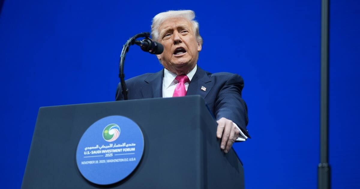 Trump llama «traidores» a los demócratas por instar a los militares a «rechazar órdenes ilegales»