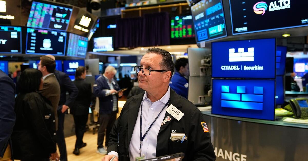El Dow sube 550 puntos hasta alcanzar un récord