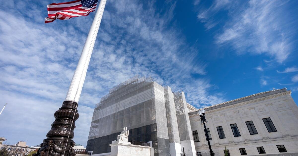 Por qué la estrategia arancelaria de Trump podría sobrevivir a una derrota en la Corte Suprema