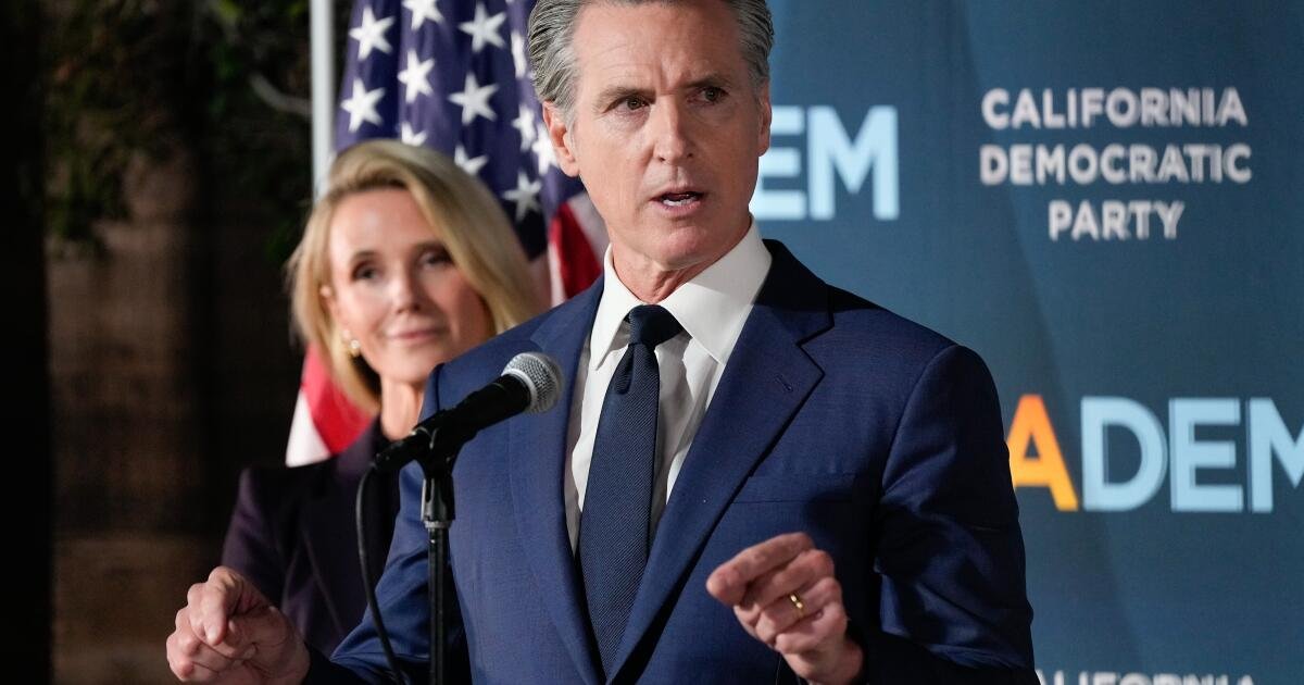 La aprobación de la Proposición 50 ilumina las perspectivas nacionales de Newsom y al mismo tiempo ensombrece a Trump