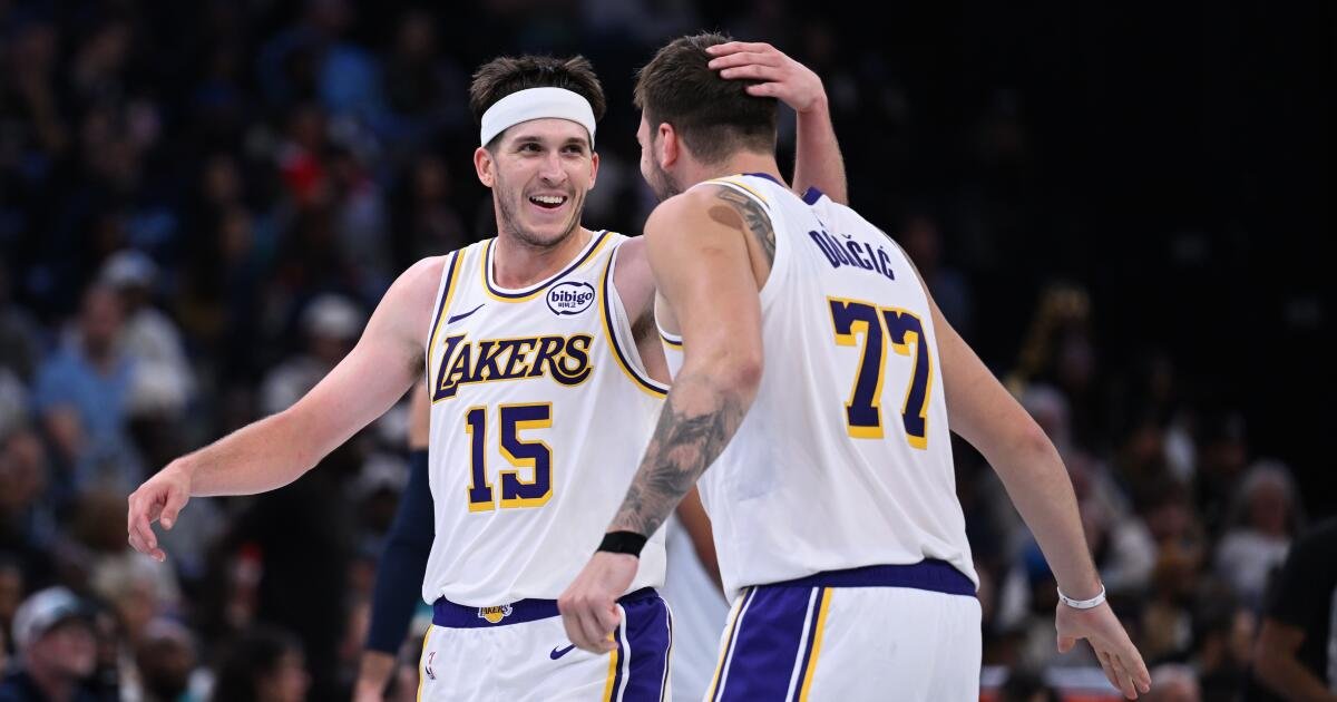 Luka Doncic y Austin Reaves no jugarán para Lakers vs Trail Blazers