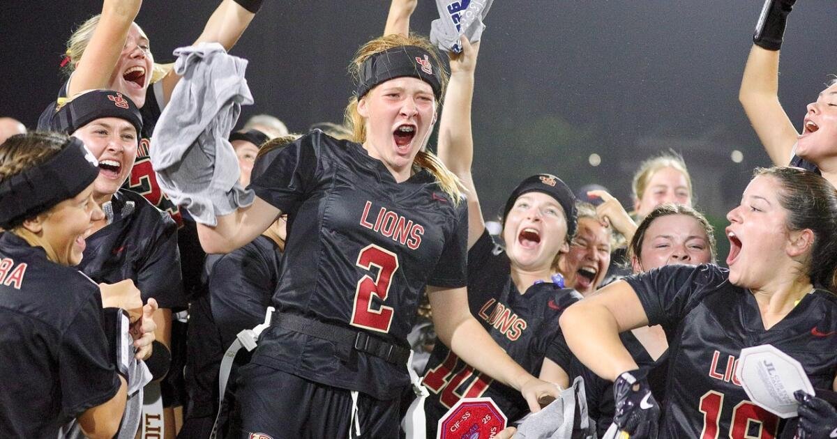JSerra completa la barrida de su rival Orange Lutheran para ganar el título de fútbol americano de bandera de la División 1