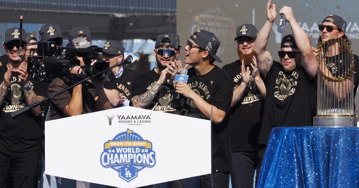 The Sports Report: Los Dodgers enfrentan un largo camino hacia un triplete