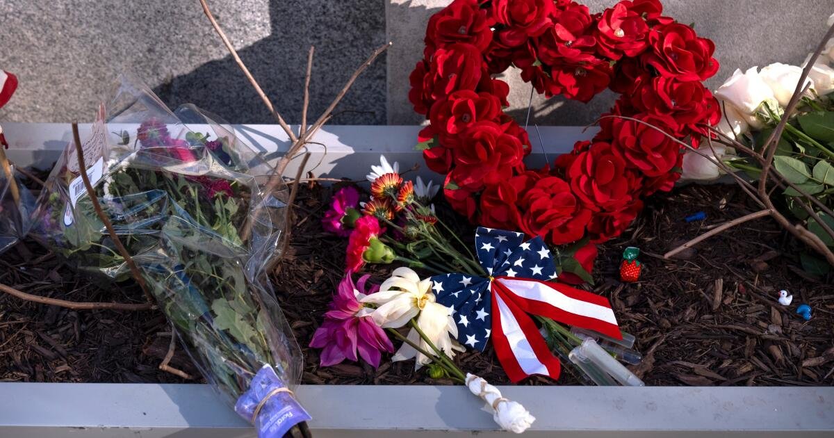 Sospechoso de disparar contra miembros de la Guardia Nacional ahora enfrenta un cargo de asesinato en primer grado