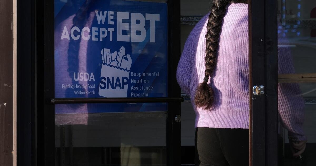 La administración Trump exige a los estados «deshacer» los pagos completos de SNAP mientras los estados advierten sobre un impacto «catastrófico»