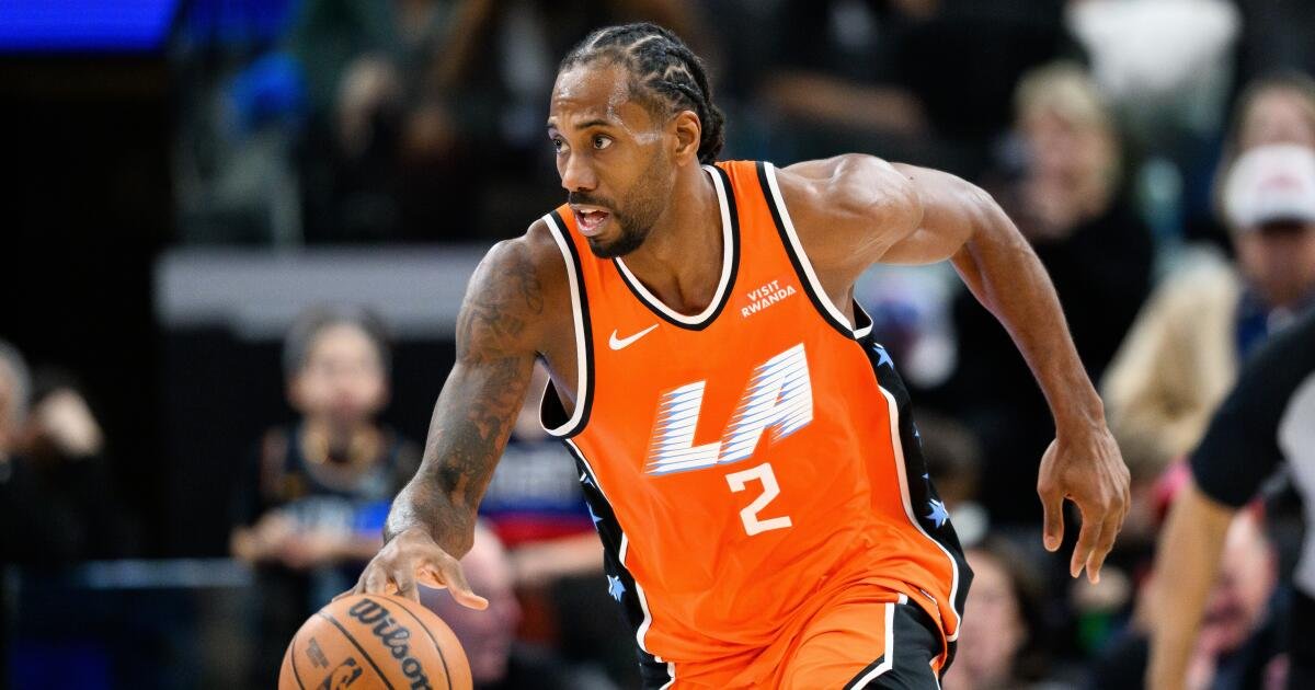 Kawhi Leonard anota 55 puntos, la mayor cantidad de su carrera, en la victoria de los Clippers sobre los Pistons