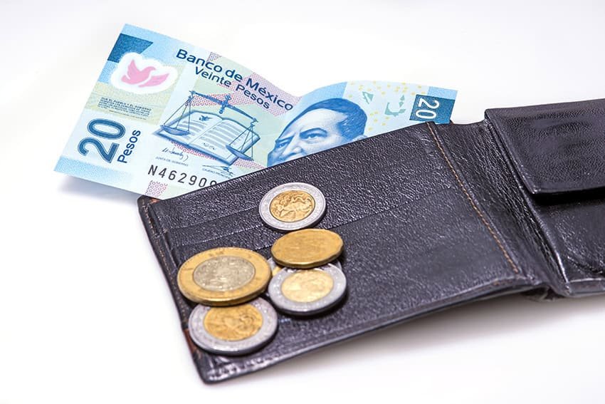 El peso mexicano alcanza su nivel más fuerte frente al dólar en más de un año